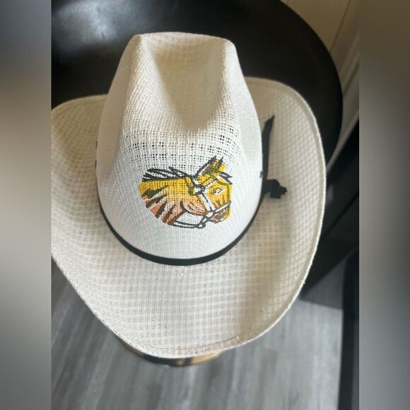 Kids White Straw Cowboy Hat with Horse Rodeo Summer Spring Fall Cap - Picture 2 of 9